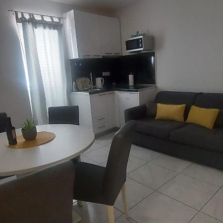 Sea Star Appartement Gradac  Buitenkant foto