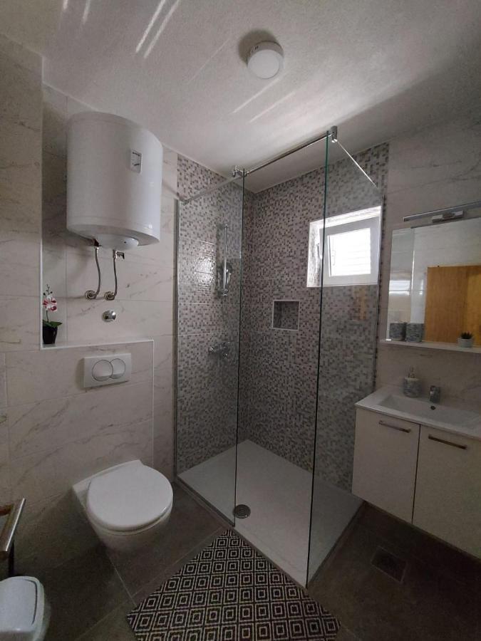 Sea Star Appartement Gradac  Buitenkant foto