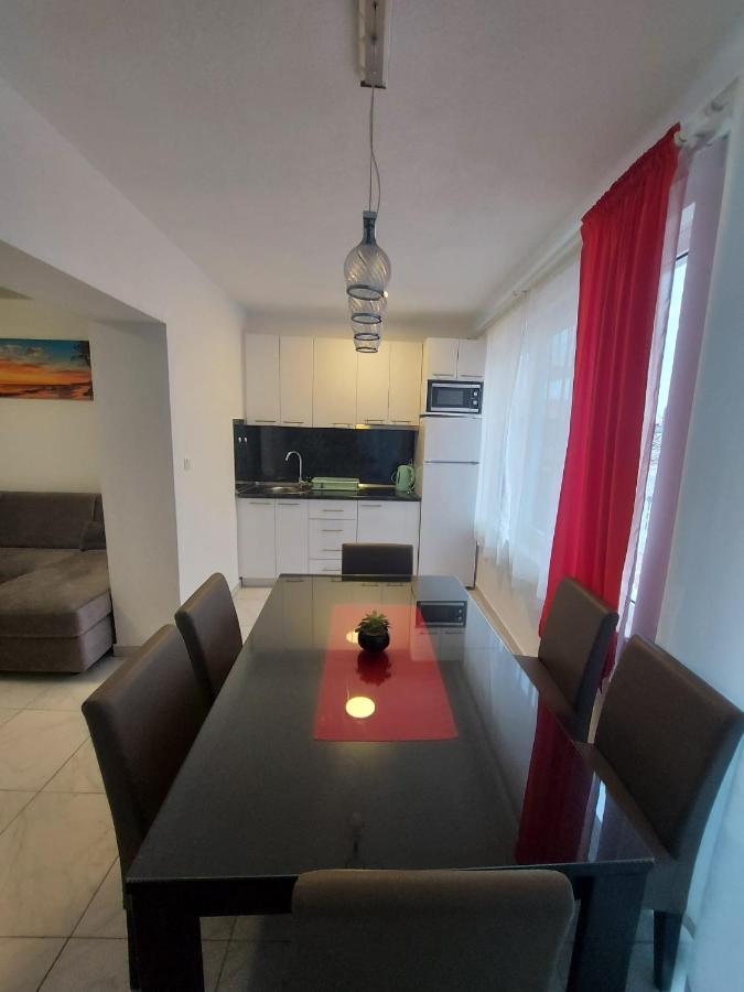 Sea Star Appartement Gradac  Buitenkant foto