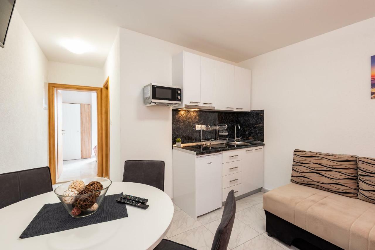 Sea Star Appartement Gradac  Buitenkant foto