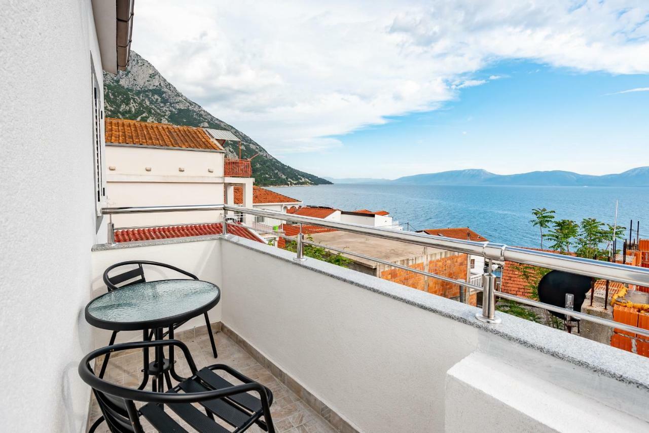 Sea Star Appartement Gradac  Buitenkant foto
